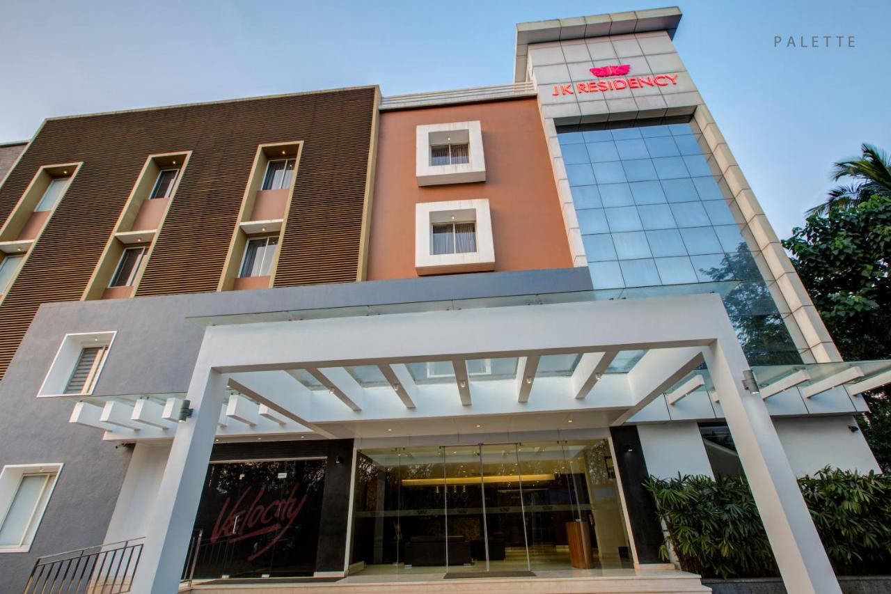 Hotel Jk Residency Kelakam Exterior foto